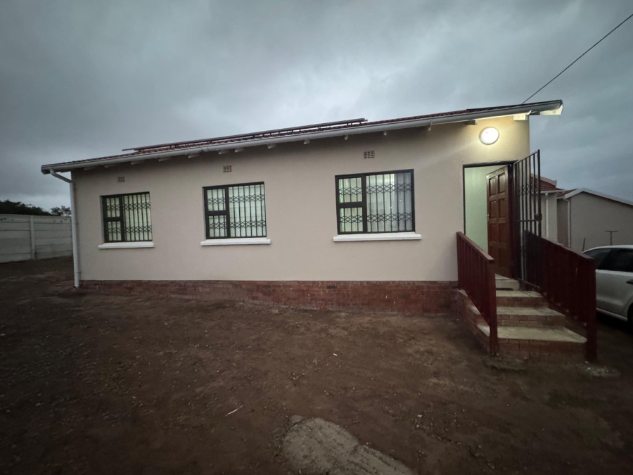  Bedroom Property for Sale in Cove Rock Eastern Cape